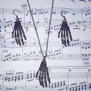 Antique skeleton hands necklace and earrings set